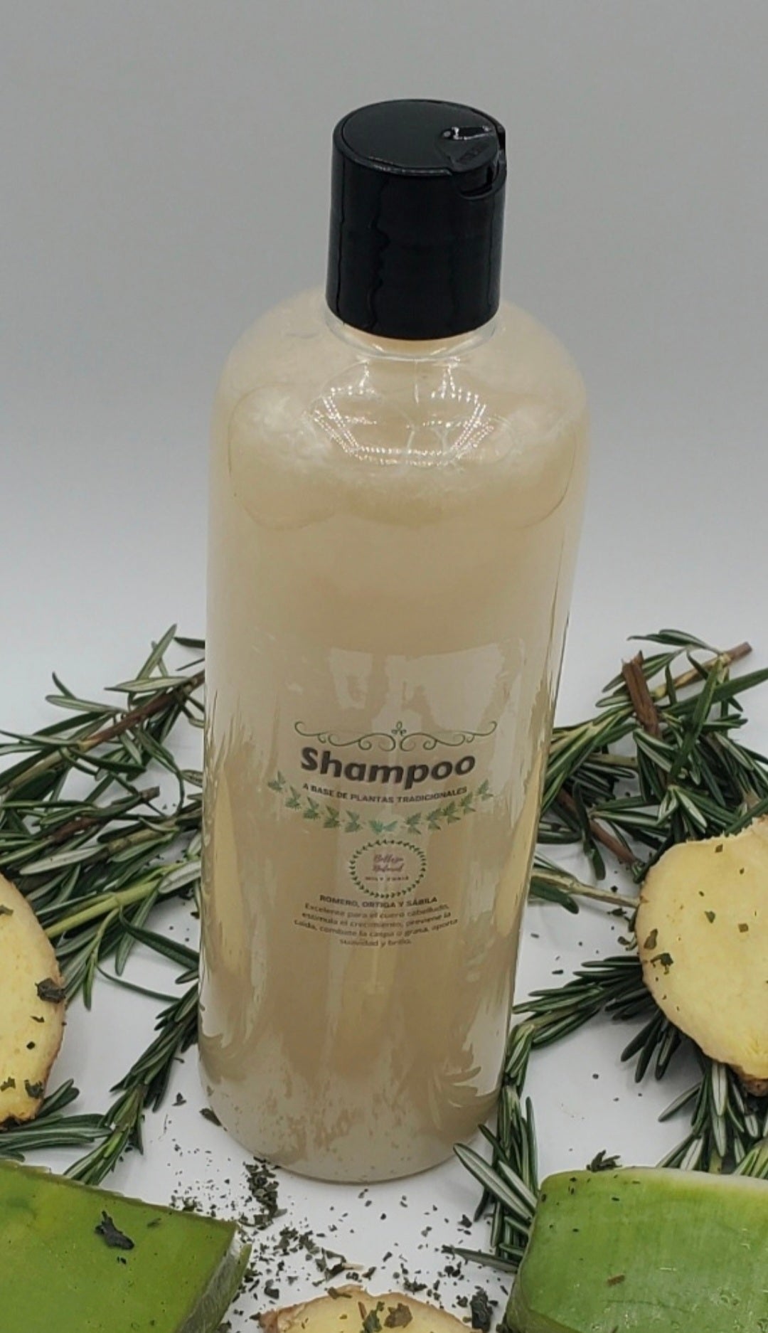 Shampoo de Romero, Ortiga, y Sábila.