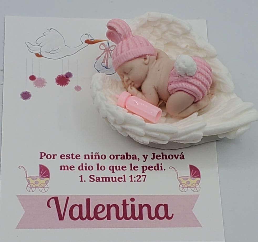Bebe Durmiente Con Alas